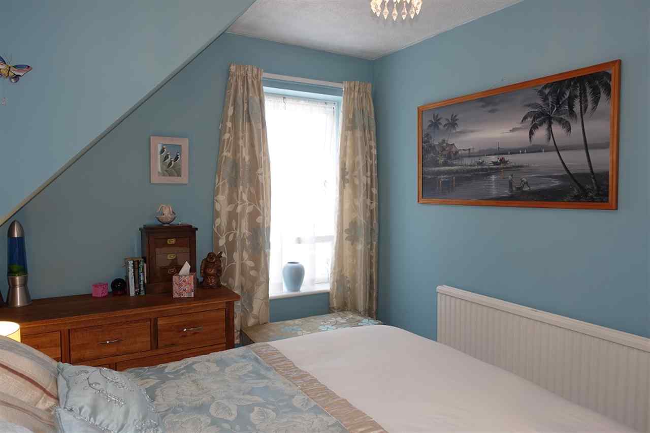 resized-2349823-Bedroom 2 B.JPG